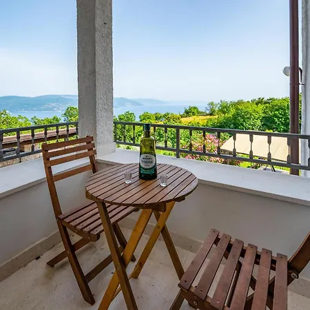 Pet Friendly In With House Sea View *