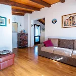 بيت للعطل Pet Friendly In With House Sea View
