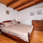 Pet Friendly In With House Sea View بيت للعطل