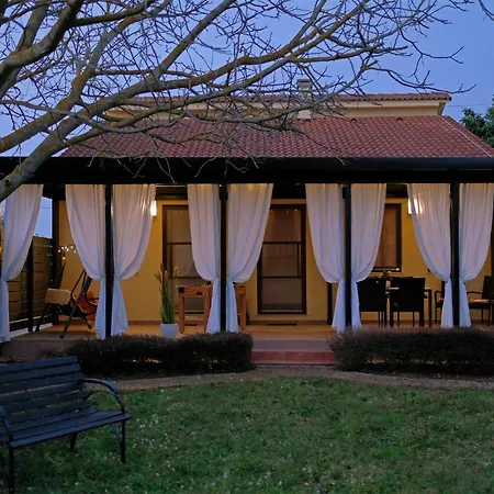 Lovely In With Wifi Holiday home Sisan